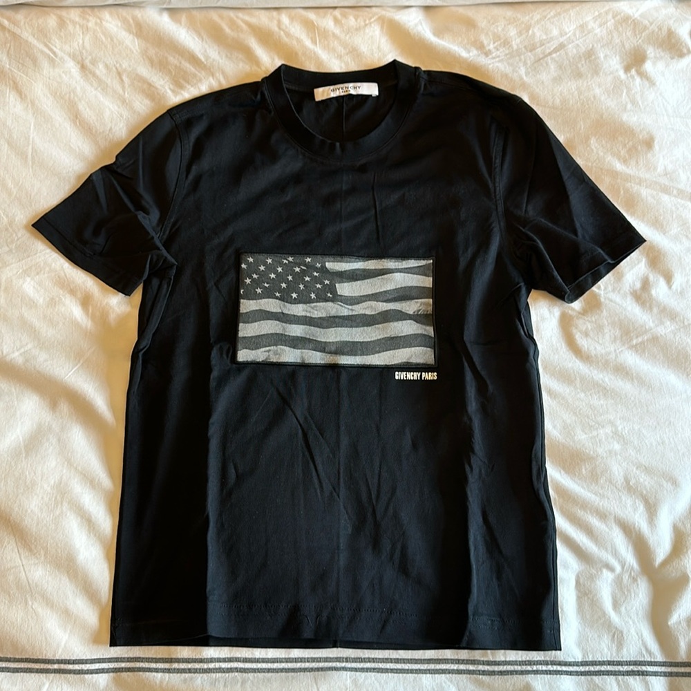Givenchy Tee Shirt